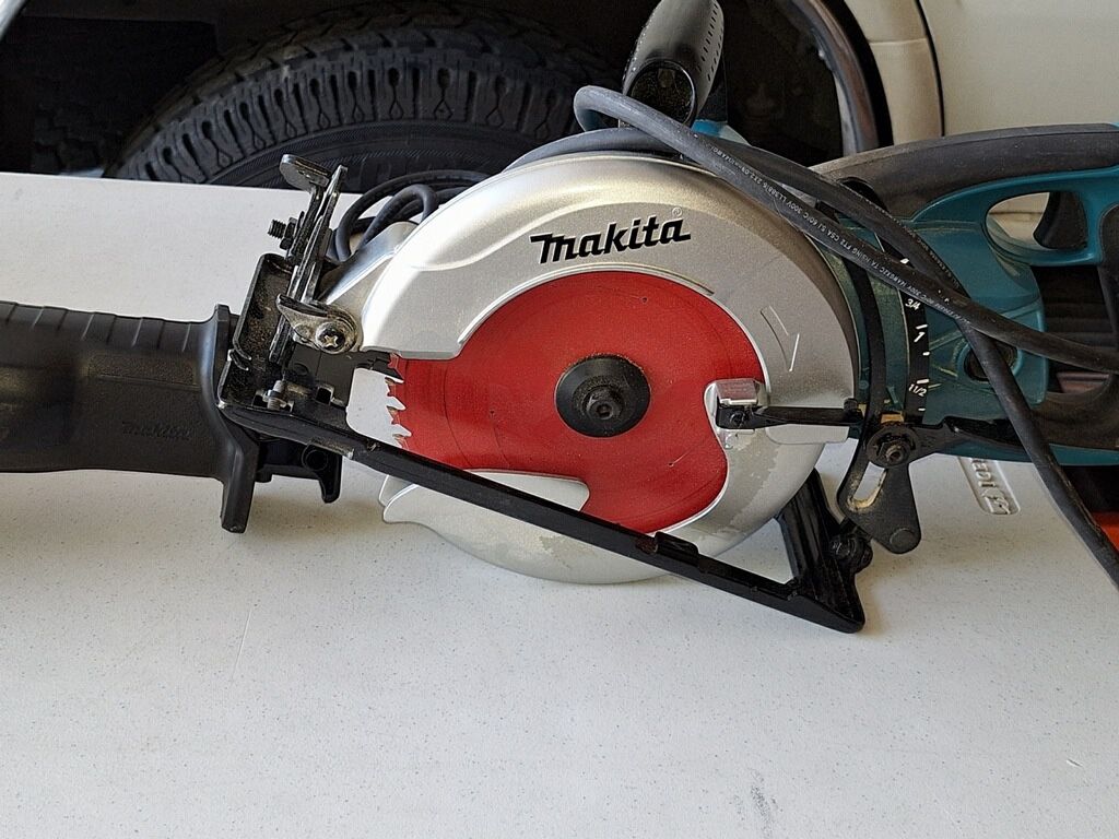 Circular Saw (Hypoit) 7.25inch- Makita