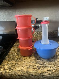 Tupperware 