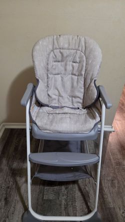 Graco Slim Snacker High Chair