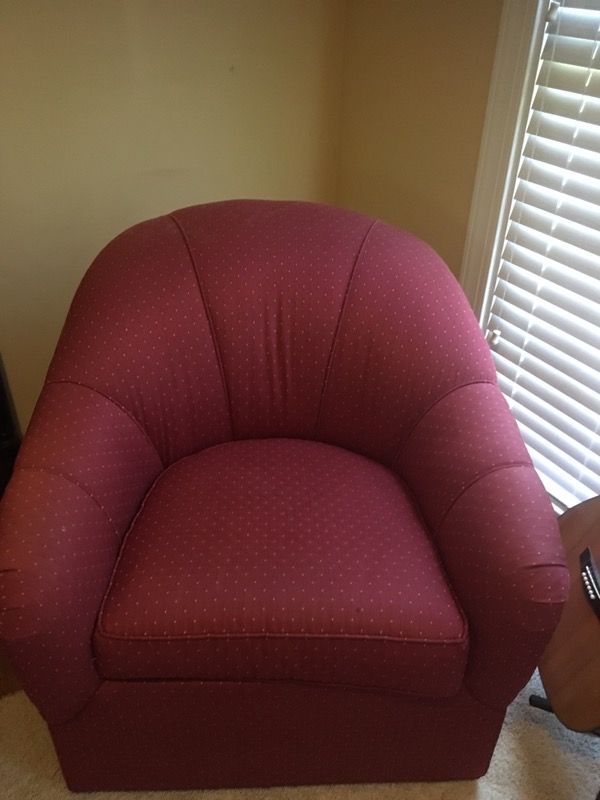Ethan Allen Marino swivel chairs $200 each chair or can be sold separately