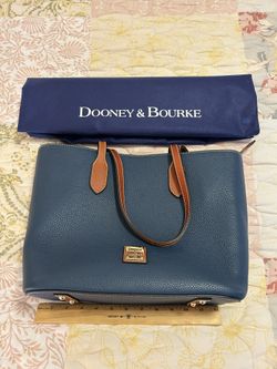 Dooney & Bourke Handbag