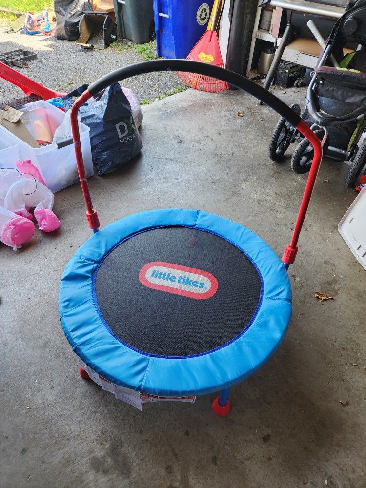 Little Tikes 3' Trampoline