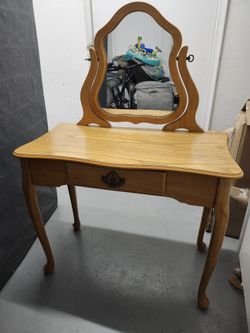 Vanity Dresser Stand