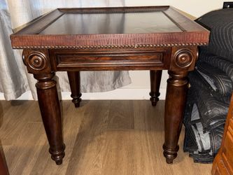 Bernhardt “Mandera” square end tables x2