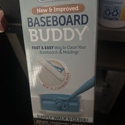 Baseboard cleaner