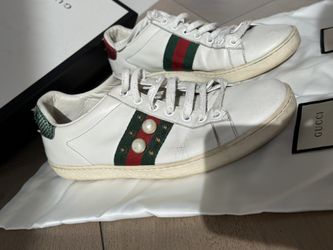 Gucci Sneakers Size 38