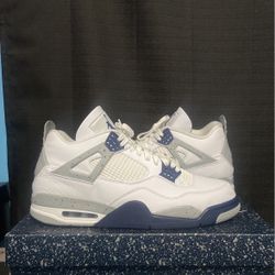 Jordan 4 Midnight Navy