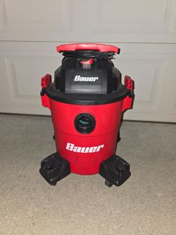 Bauer 6-Gallon Wet/Dry Shop Vacuum