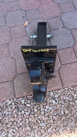 Heavy duty trailer hitch.