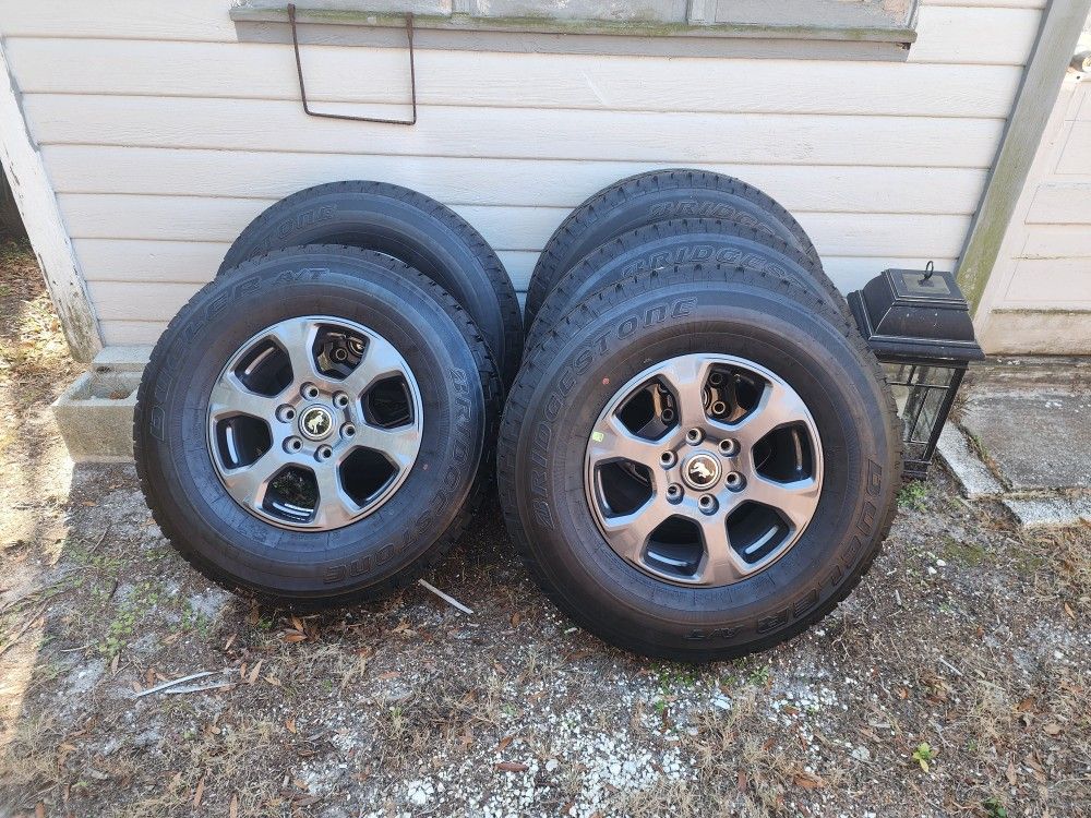 New Ford Bronco Wheels & Tires Take-Offs