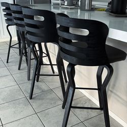 4 barstools