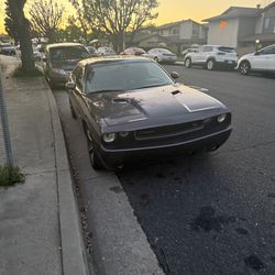 2014 dodge challenger