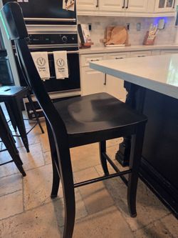 4 Barstools for indoor use