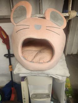 Cat house