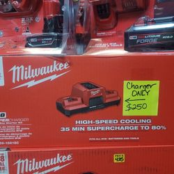 MILWAUKEE M18 SUPER CHARGER NEW IN BOX