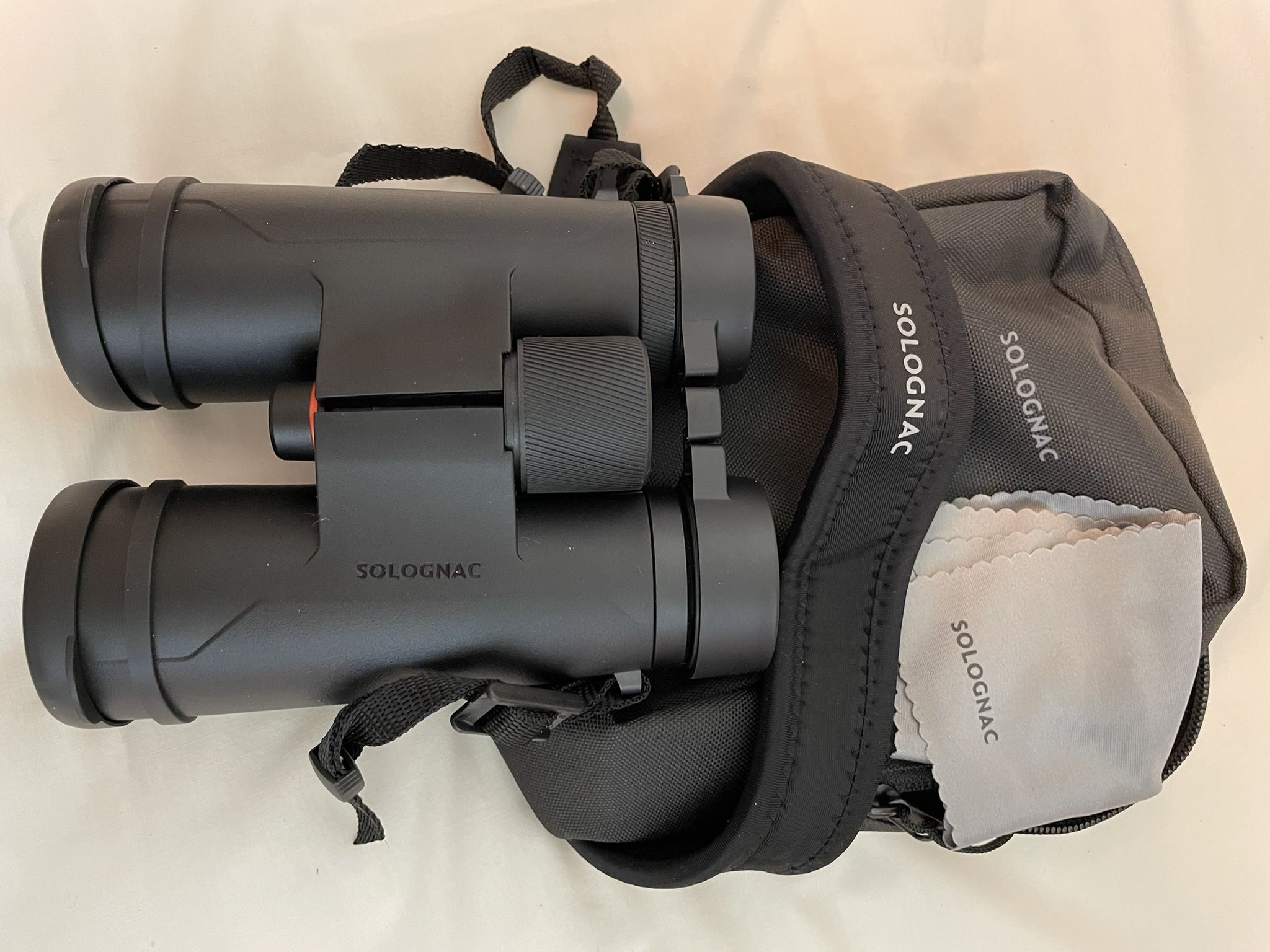 Binoculars 10x42 Waterproof. Like New