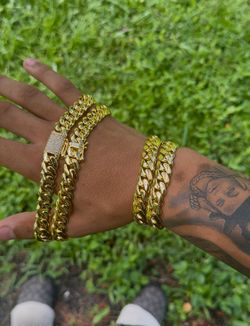 12MM Gold Cuban Link Bracelet