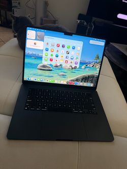 Apple MacBook Air 15-inch M3 16/256