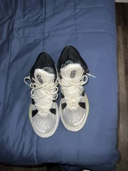Kyrie 7 
