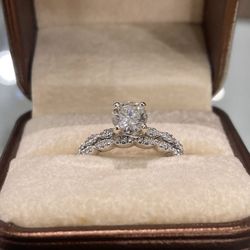 Diamond Wedding Band Set Total ring weight 2.6 grams. 