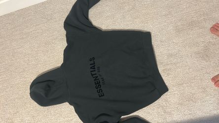 black Essentials Fear of god hoodie Men’s medium