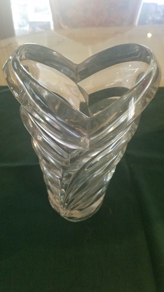 Mikasa Vase. Nice Designd Glass Cut. Woodland Hills,Ca. 