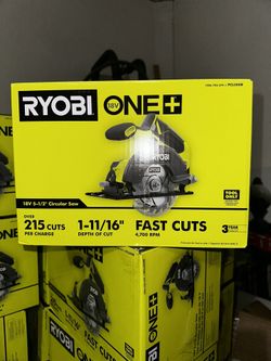 Ryobi ONE+ 18V Cordless 5-1/2 in. Circular Saw