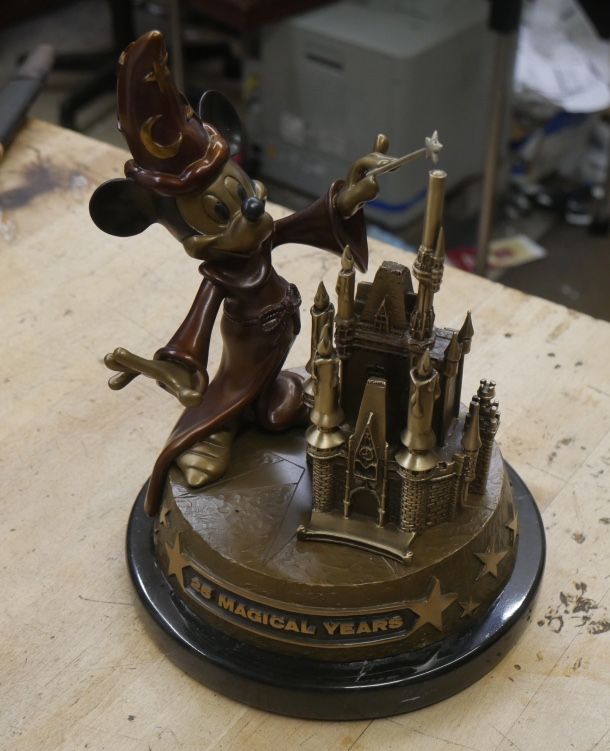 Disney 25 Magical Years Bill Toma Bronze Mickey Mouse Sculpture 3/100 signed.