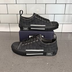 “Black” Low-Top B23 Men’s Sneakers