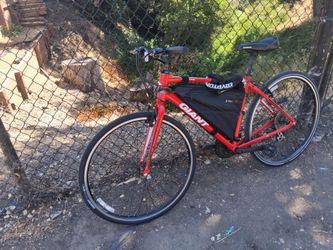 GIANT Escape 3  Hybrid comfort bike