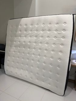 Free King Mattress (Excellent)