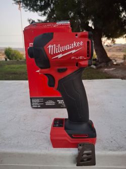 Milwaukee M18 FUEL Brushless 1/4" Hex Impact Driver (tool only)