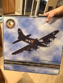 B-17 Flying Fortress Model