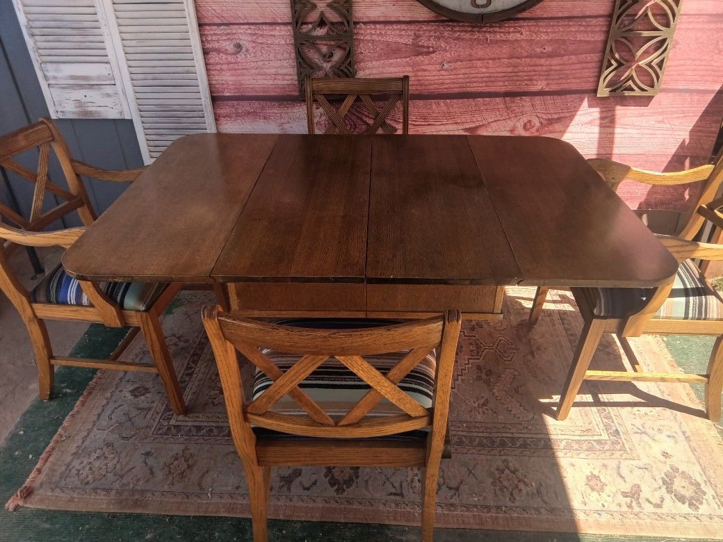 Vintage Dinning Set