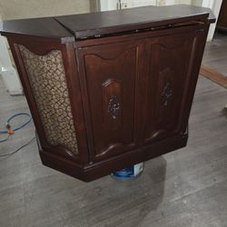 60  Years Old Vintage Record Player Cabinet  Its 60 Years Old But Look In Great Condition And Still Works 