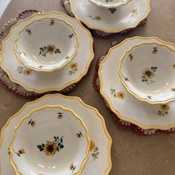 sunflower dinnerware set