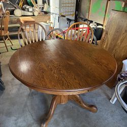 Wood Round Table 