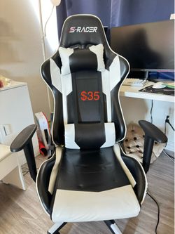 Gaming Chair – Black & White – Good Condition