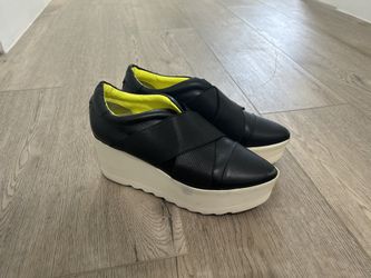 KENDALL + KYLIE Platform Shoe