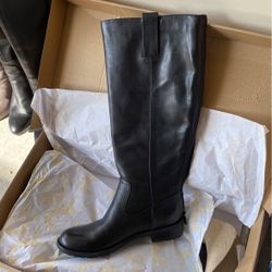Knee Hi Boots 