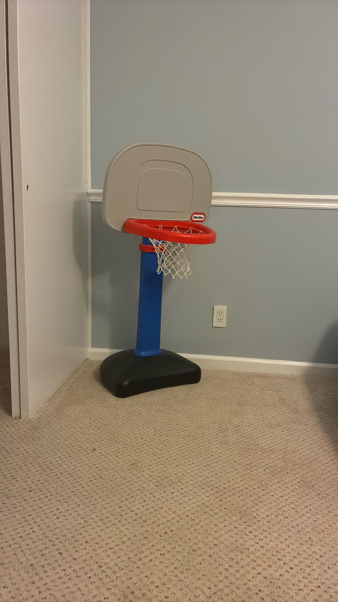 Little Tikes Basketball Hoop