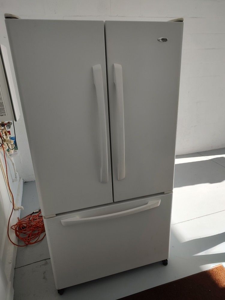 Amana Refrigerator 