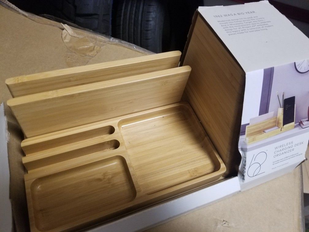 Wood charging desk organizer