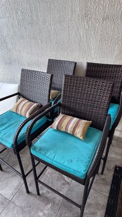 Patio barstools
