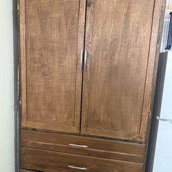 Kitchen cabinet 