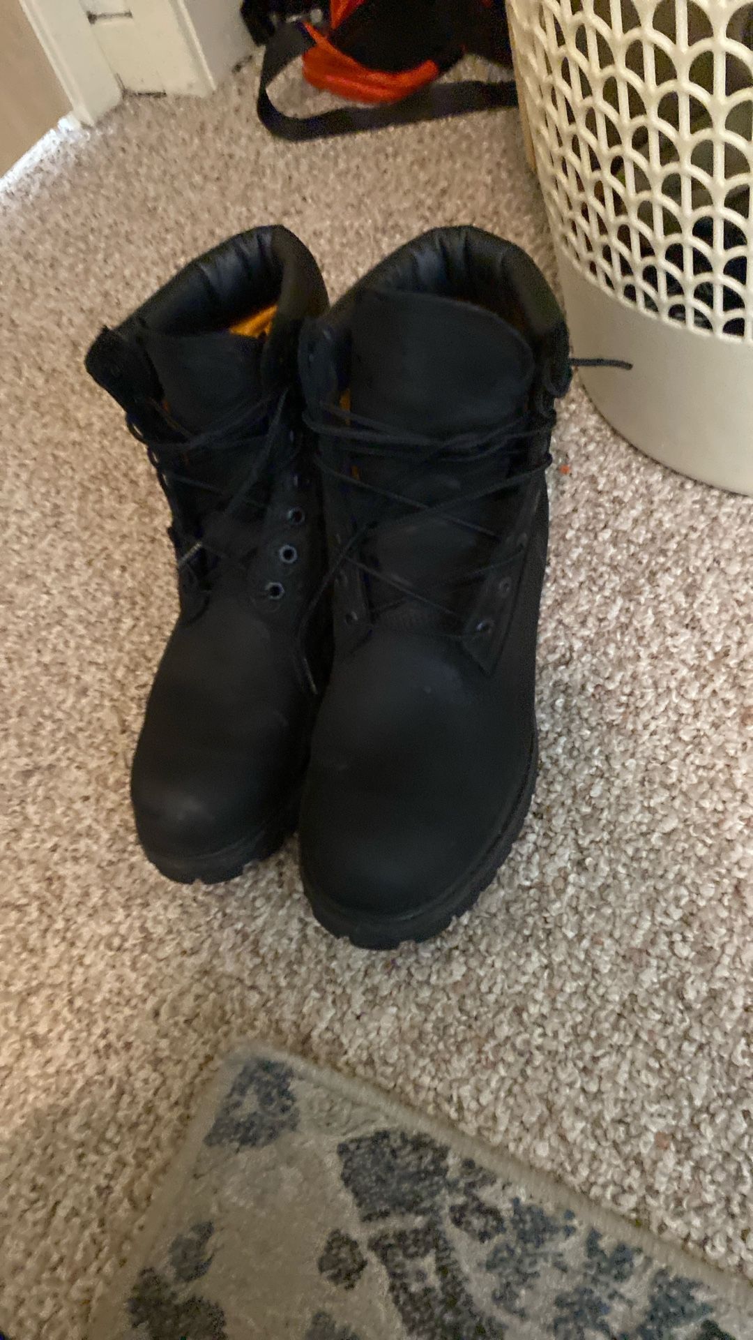 Black Timberland size 10 1/2