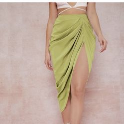 Lime Green Satin High Slit Ruched Skirt  Sz 8/10