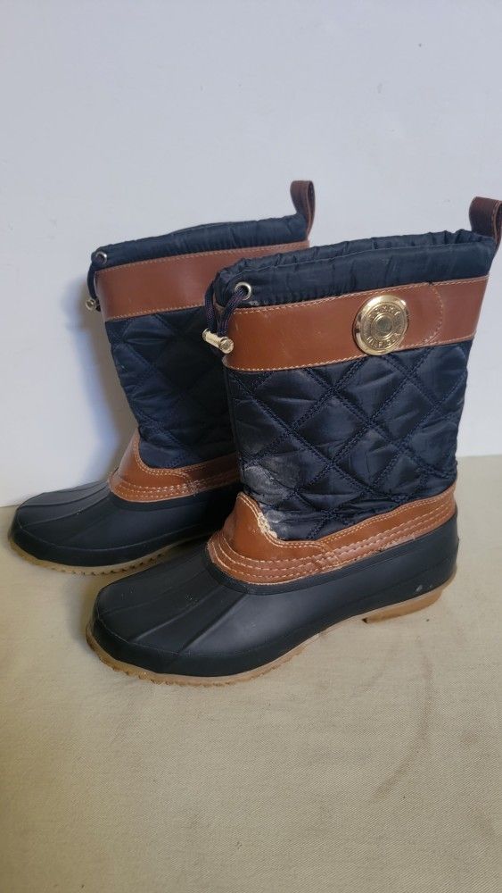 Tommy Hifiger Snow/ Rain Boots Sz 8