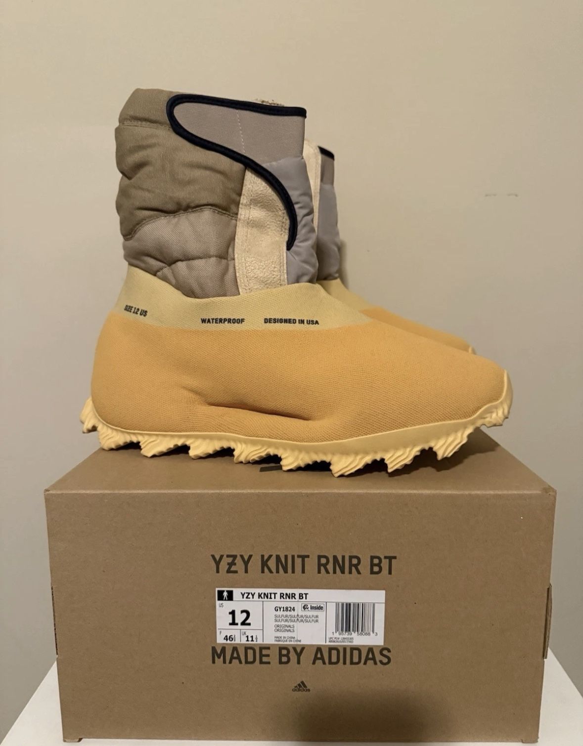 Yeezy Knit Runner Boot Size 12