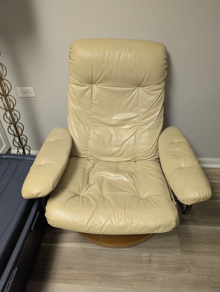 Reclining Chair
